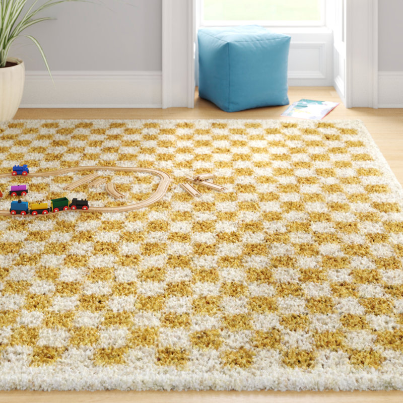 Tapis à poils longs moutarde / crème à carreaux Walker, Rectangle 6 pi 7 po x 9 pi