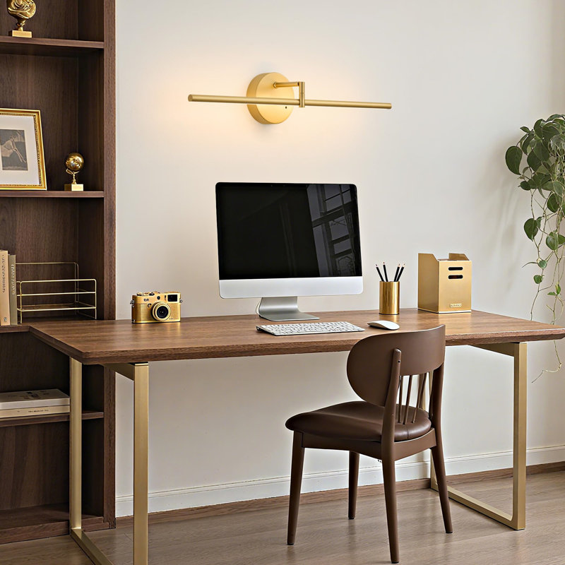 Battery Powered LED Wall Mount Picture Light, Gold