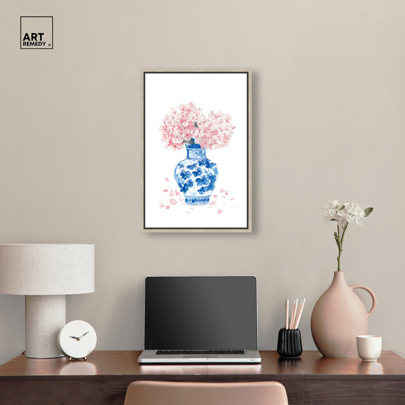 "Rose hortensia", reproduction d'art sur toile encadrée par Art Remedy, cadre en chêne naturel, 16 x 24, 25"H x 17"W