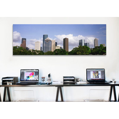 Panoramic Wedge Tower, ExxonMobile Building and the Chevron Building, Houston, Texas - reproduction de photo sur toile tendue