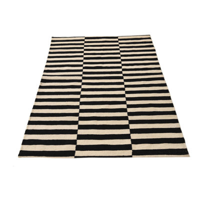 Tapis noir et blanc 3x5 Petrella