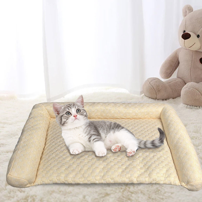Tapis glacé pour animal de compagnie Summer Pet, F