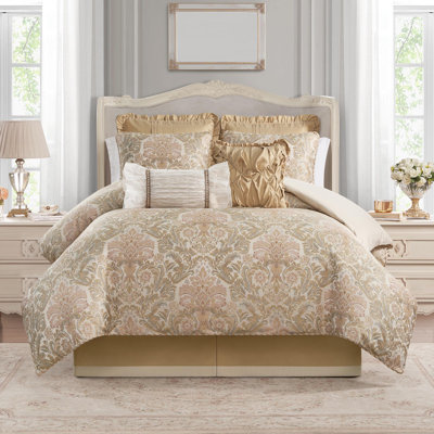 Donegan Polyester Sateen Comforter Set