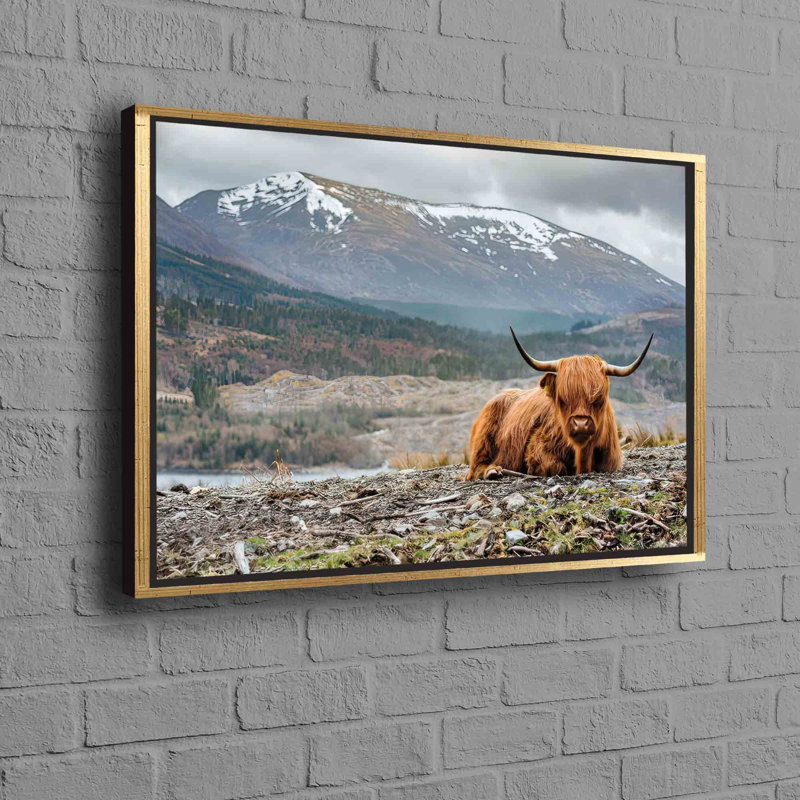 Art sur toile de coton tropical, Highland, H 41 po x l 94 po, Cadre flottant doré