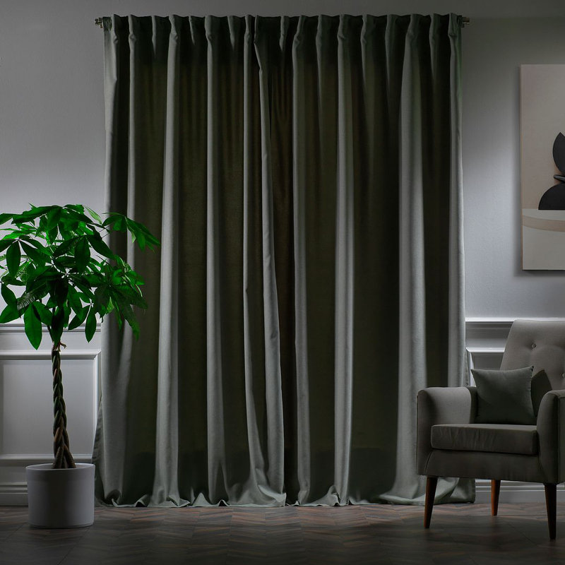 Panneau simple décoratif occultant très long et très large doublé, L 100 po x L 300 po, Vert feuille