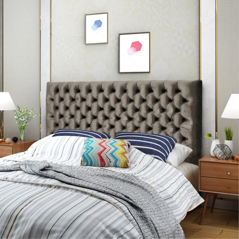 Tête de lit moderne en velours gris pour une chambre à coucher élégante avec des pieds réglables, offrant un ajustement personnalisé