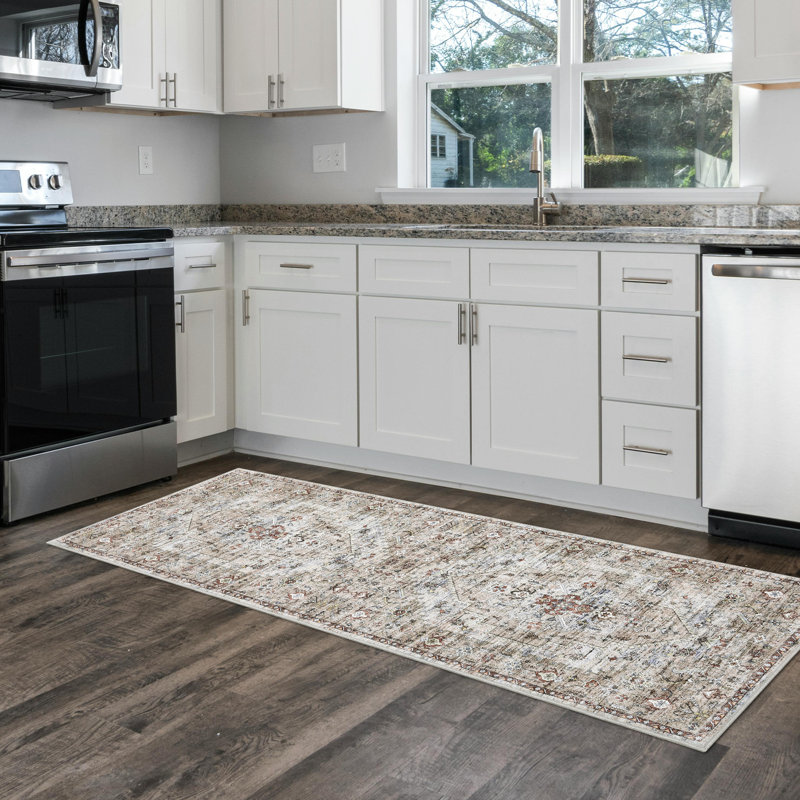 2×6 Hallway Runner Rug Machine Washable Vintage Rug Carpet Non Slip Backing Rug Oriental Area Rug for Kitchen Entrance Laundry Room