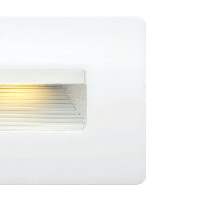 Luna Horizontal 120v 2700K Integrated LED Step Light, Satin White