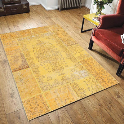 Tapis jaune tissé à la machine Mcnamara