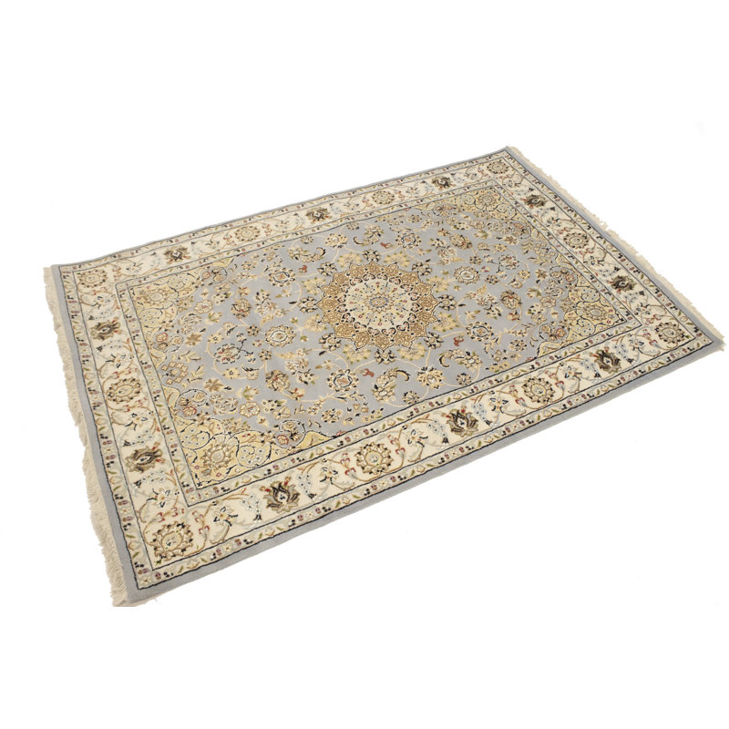 Nain Performance Hand Knotted Floral Indoor Rug