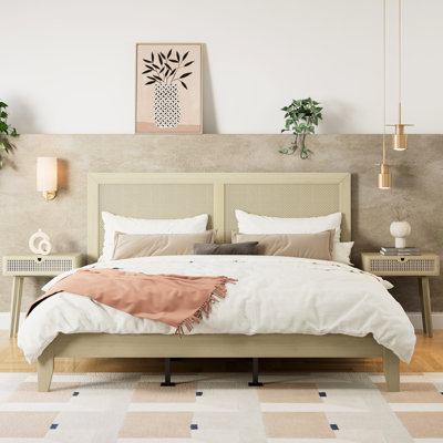 Très grand lit en bois d'hévéa massif avec tête de lit, lattes silencieuses, répartition uniforme du poids, idéal pour les décors de chambre à coucher, finition naturelle de canne, soutien supplémentaire des pieds du milieu, assemblage rapide, style bohémien