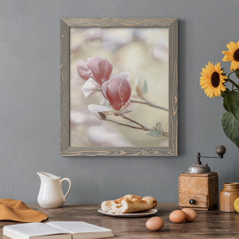 Blooming Hearts - Photographie de cadre photo sur toile, 44" H x 31" W x 1" D, Gris
