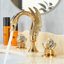 Robinet de lavabo de salle de bain à cascade de cygne à 3 trous à DEL Gold