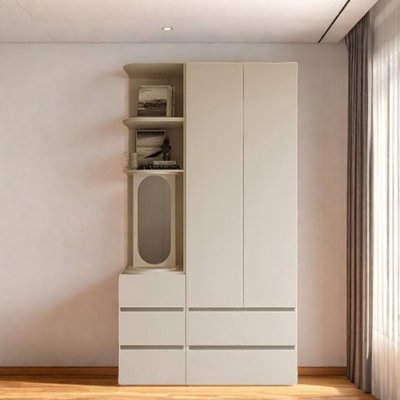Garde-robe blanche simple et moderne