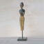 Figurine de l’indonésie en bois d’attente Cuvier