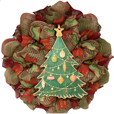 Christmas Wreath With Decorated Wood Tree