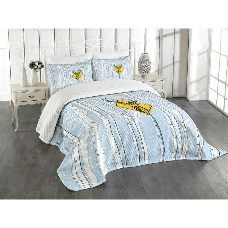 Ambesonne Hunting Bedspread Attention Deer Multicolor, 2 Queen Bedspread + 2 Standard Shams