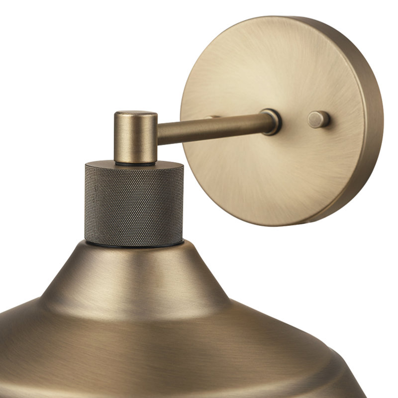 Espute Wall Light, Matte Brass