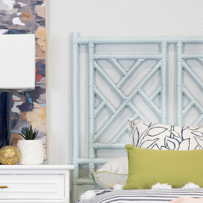 Tête de lit Chippendale à cadre ouvert, Très grand lit, Bleu clair