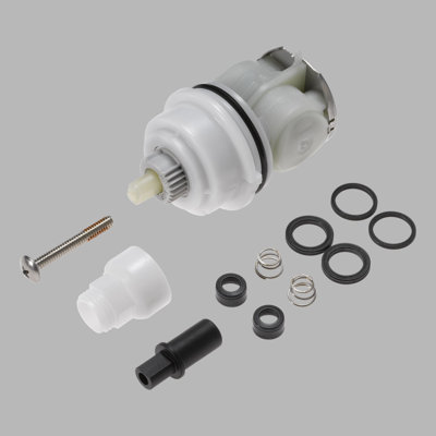 Cartridge Assembly with Quad Ring and Seats