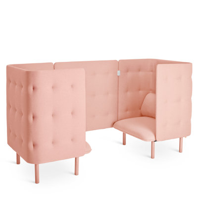 QT Chair Booth