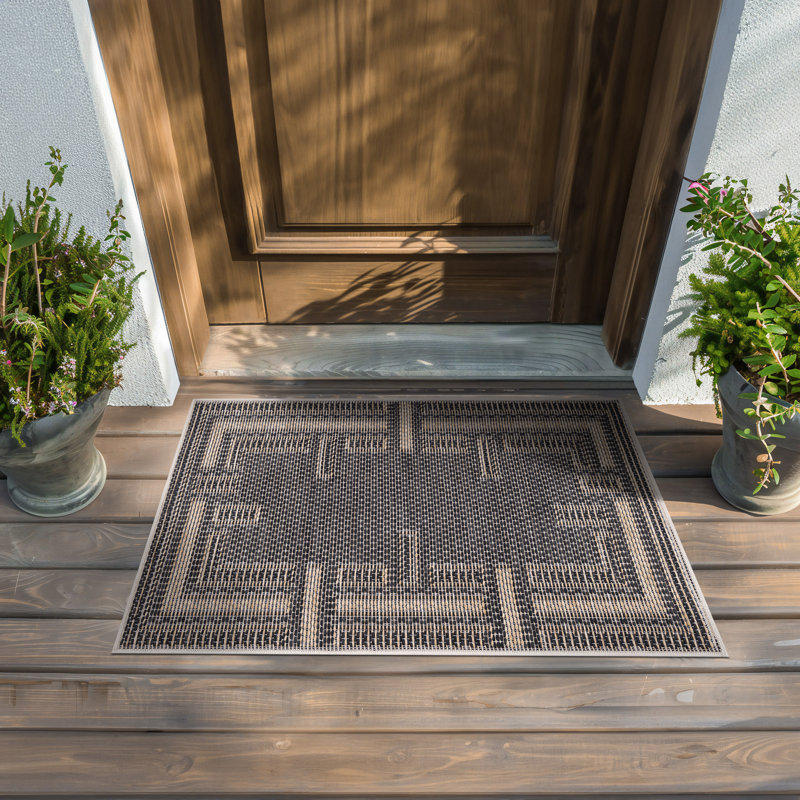 Amanda Geometric Black & Beige Indoor / Outdoor Area Rug, Rectangle 2' x 3'