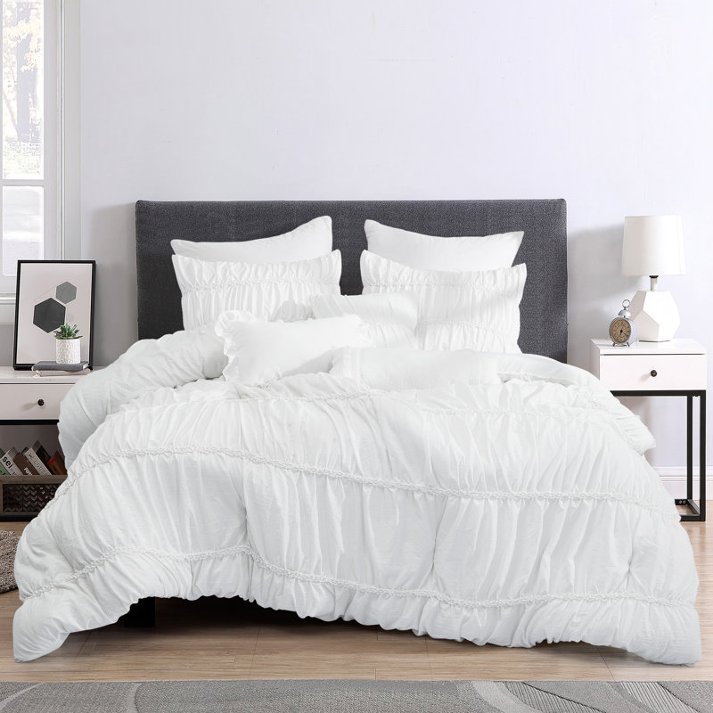 Zabi Polyester Channel Comforter, King Comforter + 2 Shams
