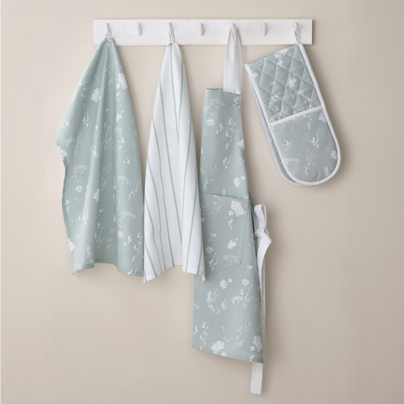 Meadowsweet Floral Two Pack Tea Towels, Green