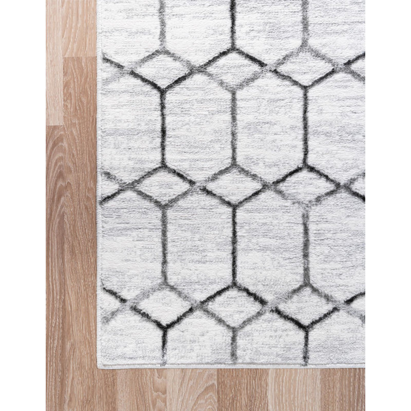 Linares Geometric Hand Woven Area Rug, Rectangle 183 x 274cm