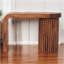 Table basse en bois caramel miel et sérénité, brun