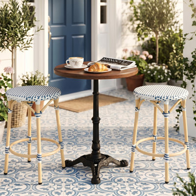 Tabouret de bar d'extérieur en rotin de 25 po avec repose-pieds rond, tabouret de comptoir sans dossier en polyéthylène (PE) pour îlot de cuisine / salle à manger / bord de mer / jardin