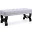Banc classique gris avec capitonnage à boutons raffinés, coutures en losanges et pieds en demi-cercle contemporains pour une décoration intérieure sophistiquée-608565277