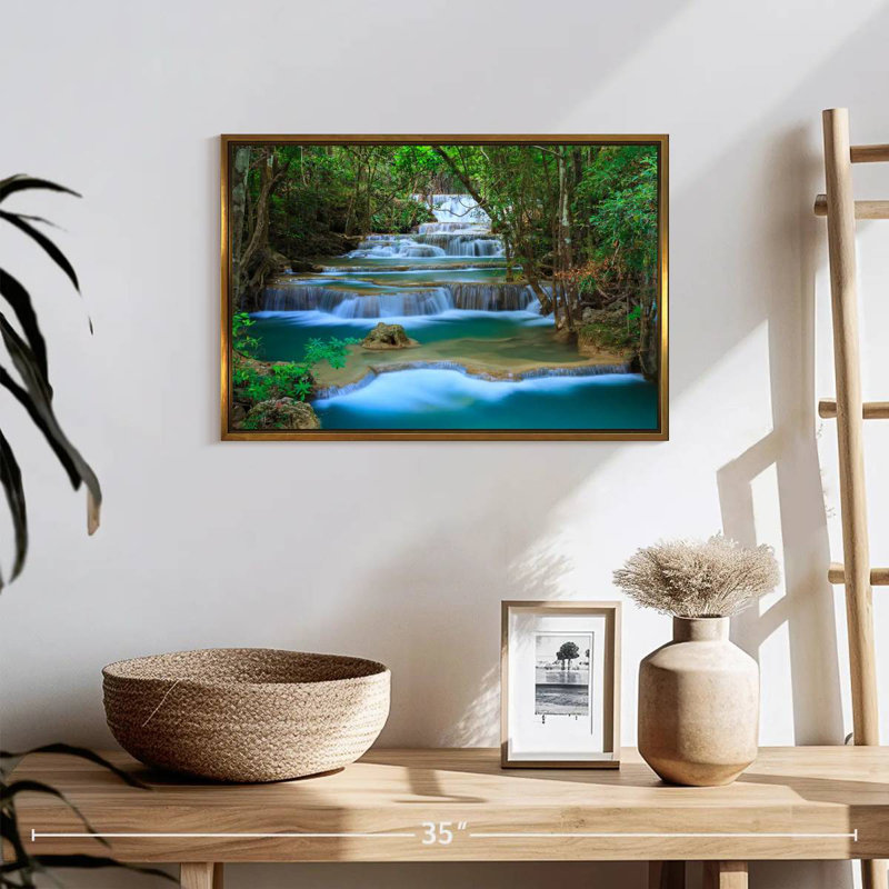 Cascade de la forêt de Kanchanaburi, 19 po x 13 po, Cadre flottant doré