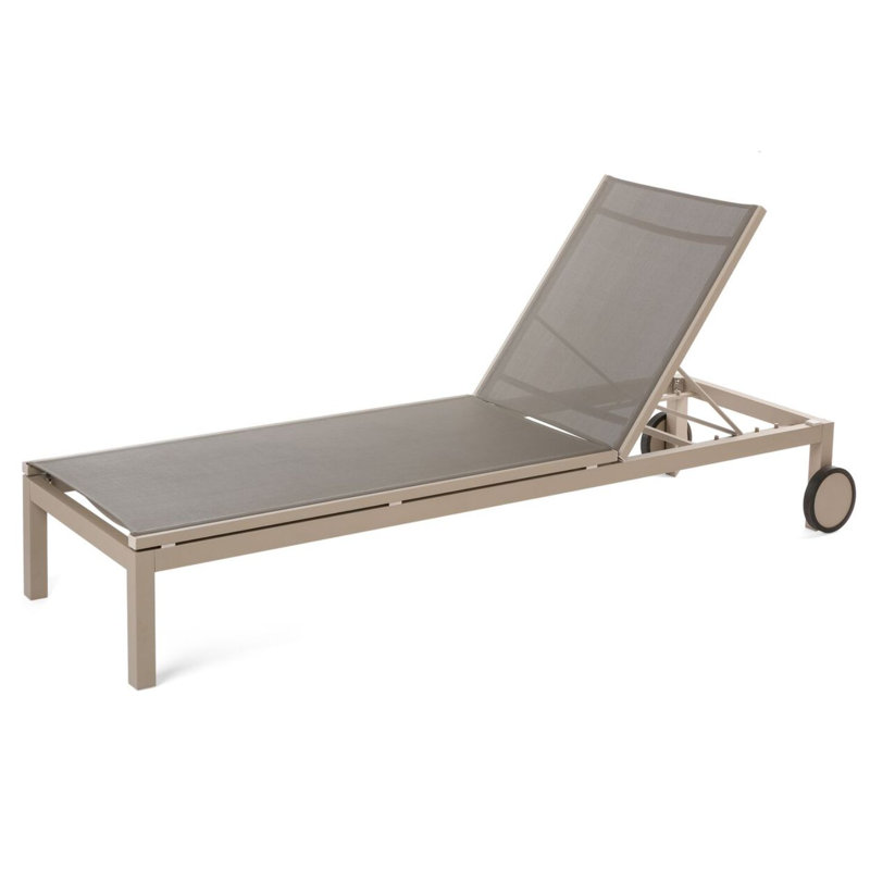 Chaise longue inclinable avec table