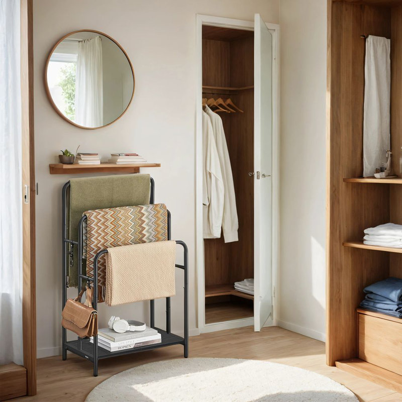 3 Freestanding Towel Stand