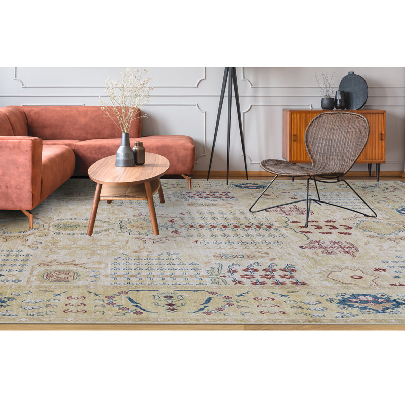 Wool Oriental Area Rug in Gold