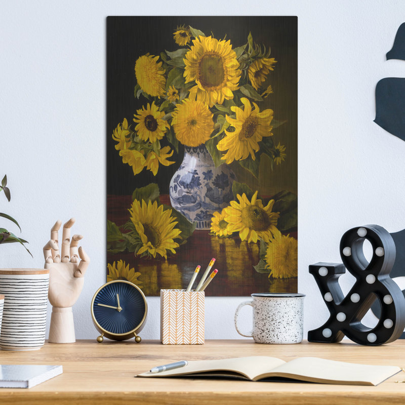 «Sunflowers In Blue & White Chinese Vase» par Christopher Pierce, art mural en métal, 12 po x 16 po, H 16 po x l 12 po