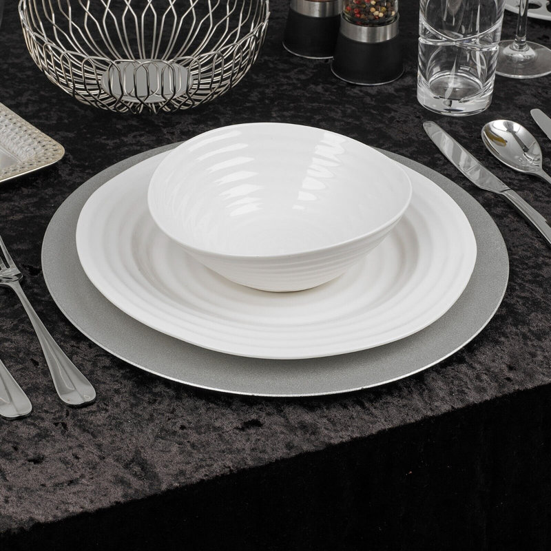 Amadio Melamine Geometric Charger
