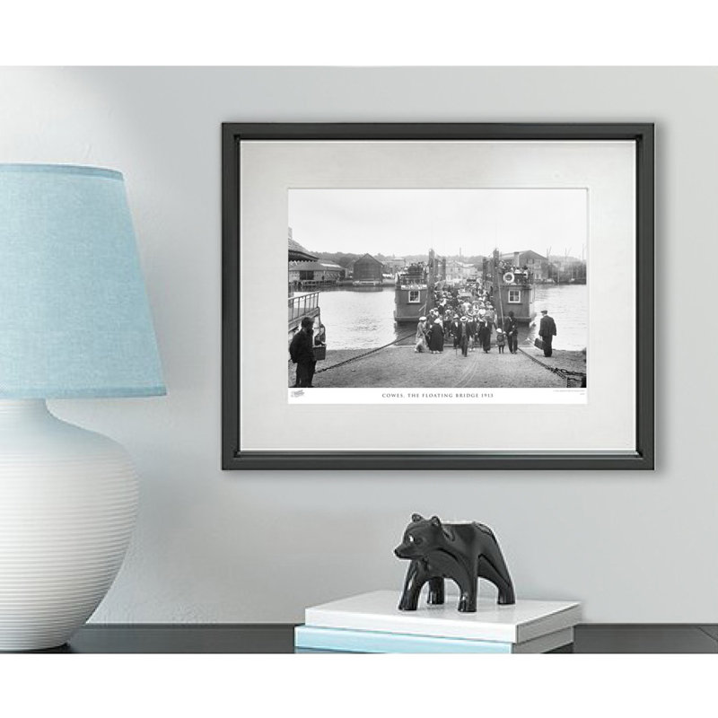 Cowes, The Floating Bridge 1913 - Single Picture Frame Print, 28cm H x 36cm W x 2.3cm D