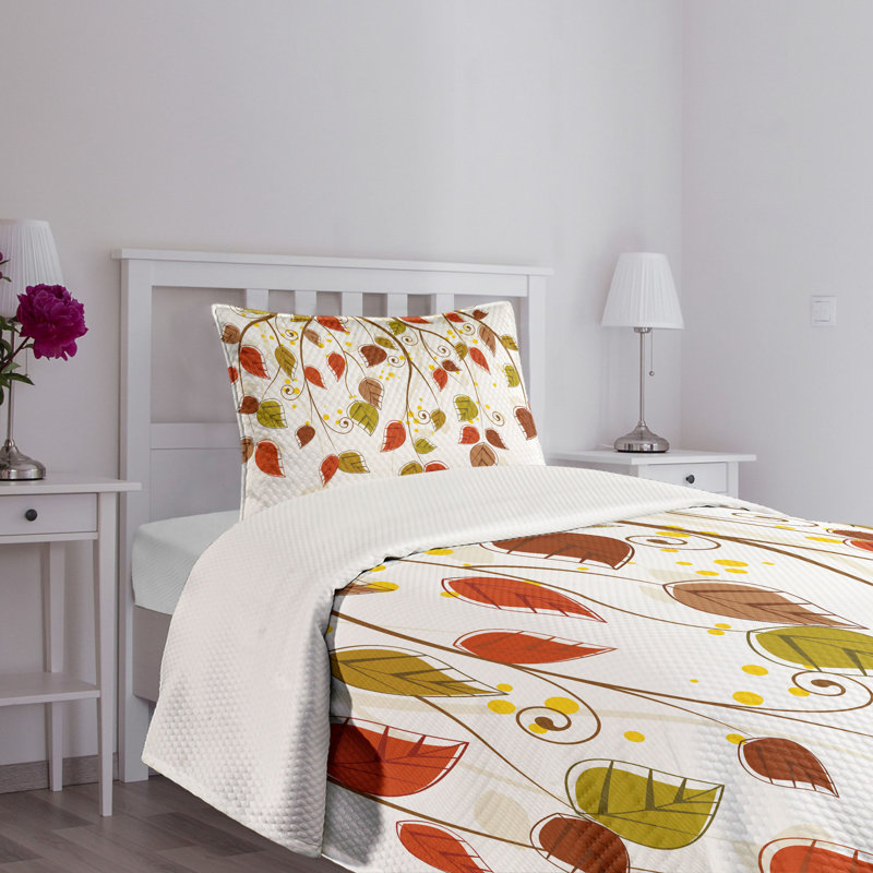 White Twin Quilted Bedspread Set with Leaf Pattern