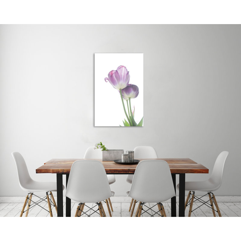 "Tulip Time III", toile tendue par Aledanda, H 48 po x l 32 po x P 1,5 po