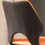2 chaises de salle à manger, base en métal moderne et similicuir, 2 chaises brun orangé, métal, design confortable