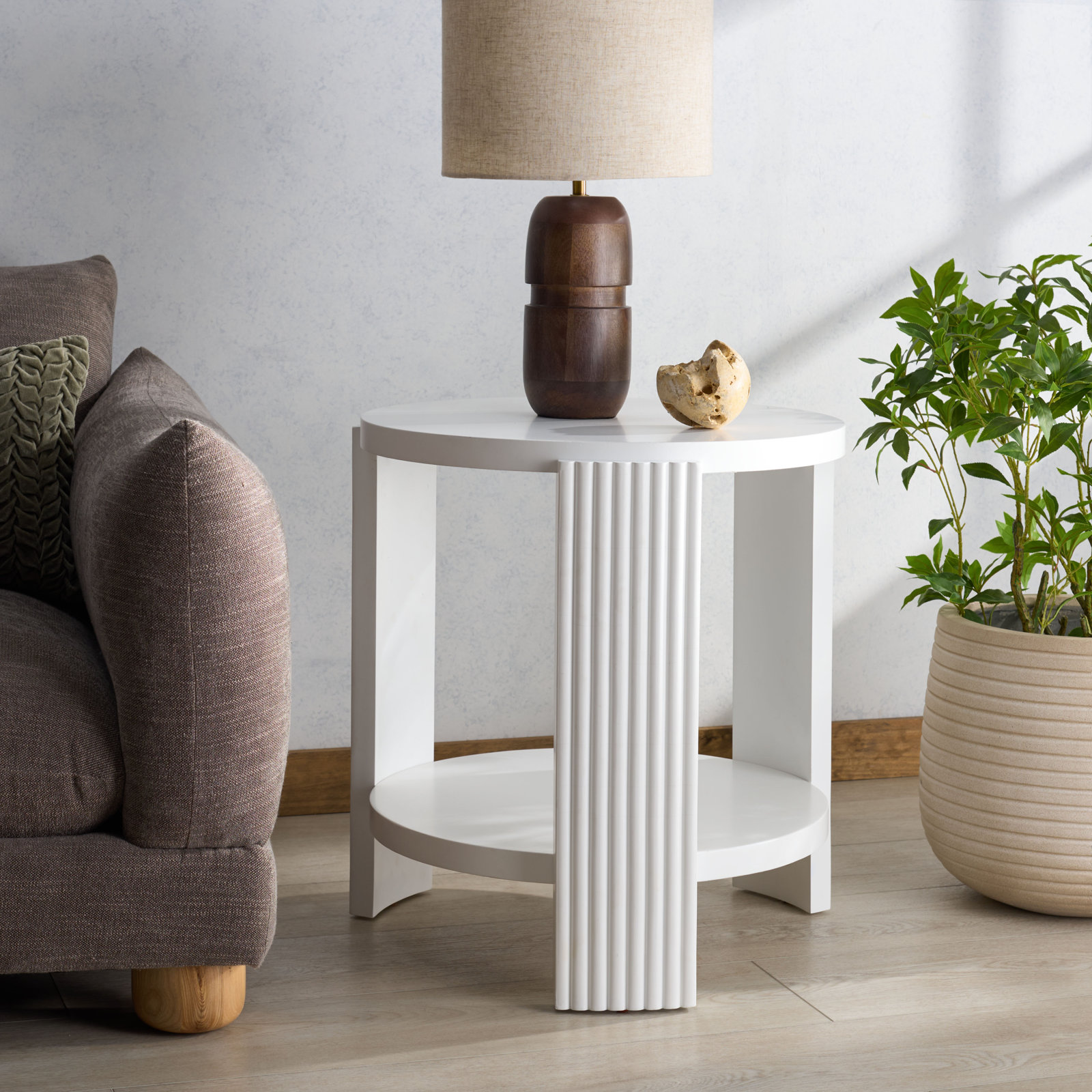 Liabella 22" End Table, White