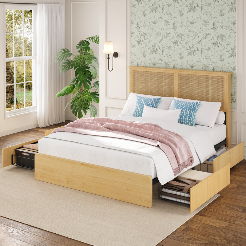 Base de lit plateforme bohémienne avec tête de lit en rotin naturel fabriqué à la main, appliques et lumières à DEL RVB télécommandées, support de lattes en bois massif, conception silencieuse, aucun sommier tapissier requis