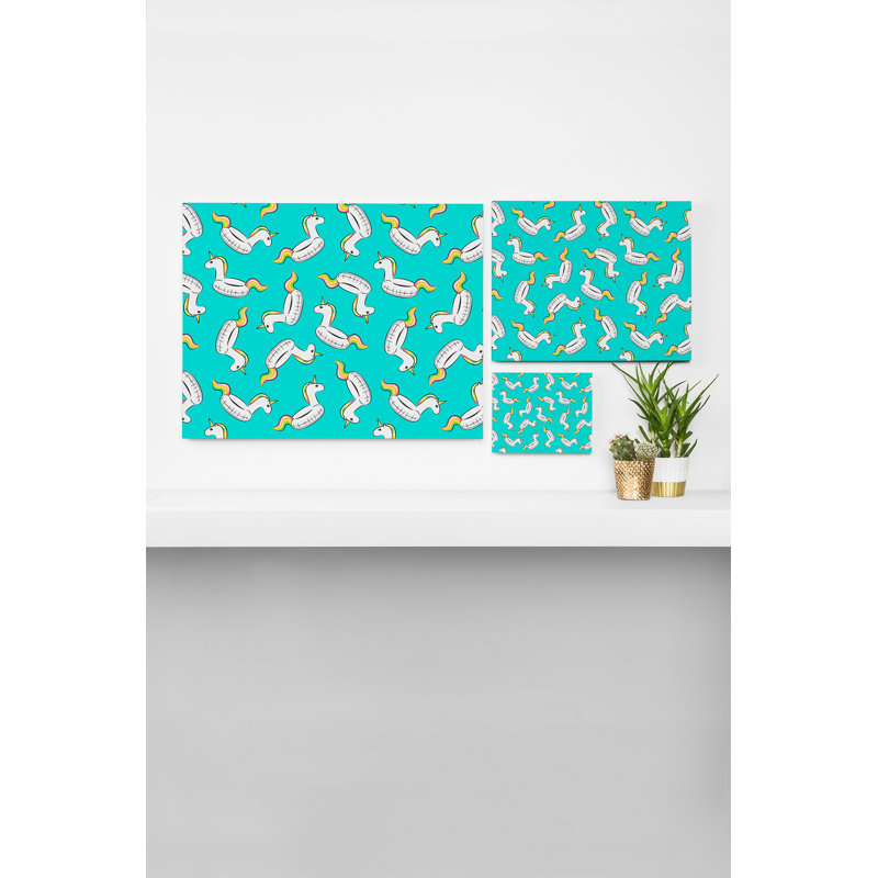 «Brierfield Pool Float», impression sur toile, H 20 po x l 16 po x P 2 po