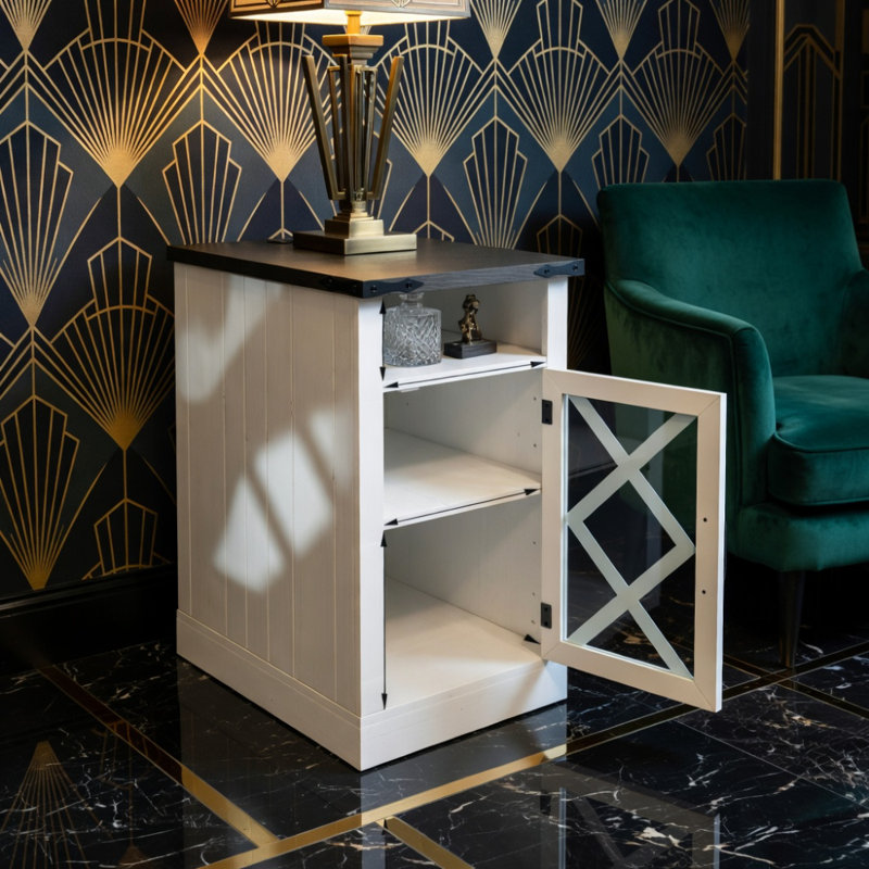Table de bout Farmhouse avec station de charge, table de chevet rustique 15,4 po avec porte de grange et tablette réglable, table d'appoint en bois avec rangement à 3 niveaux pour le salon, la chambre à coucher, blanc