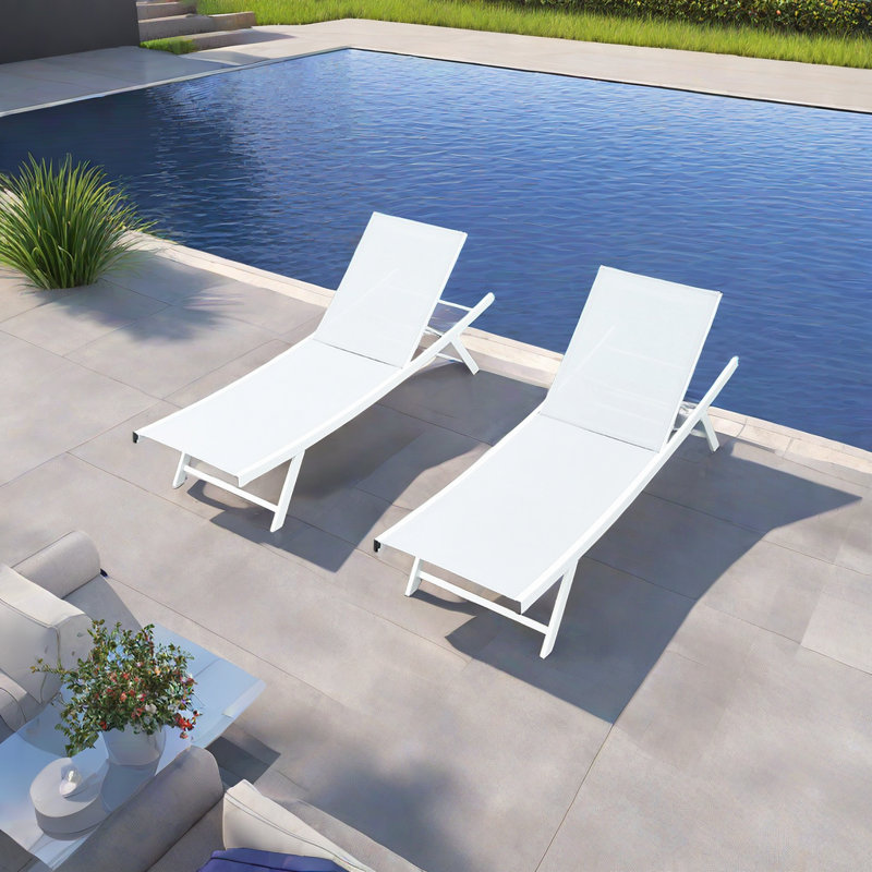 Chaise longue ergonomique en tissu Krishona, Blanc