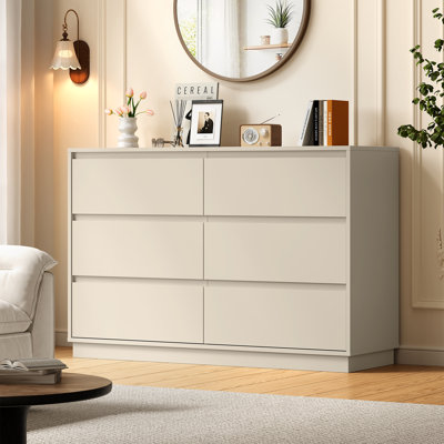 Commode 6 tiroirs 47 po de large avec 2 prises CA, 1 port USB et 1 station de charge de type C