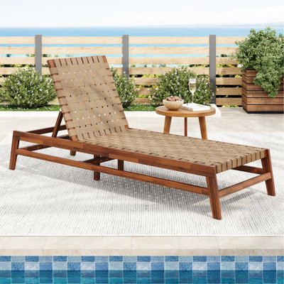 Chaise longue d'extérieur en bois et corde, siège réglable pour un confort optimal, couleur marron et autres, profondeur 215 cm, largeur 73 cm, hauteur 96 cm, poids 15,7 kg. Design élégant en bois.