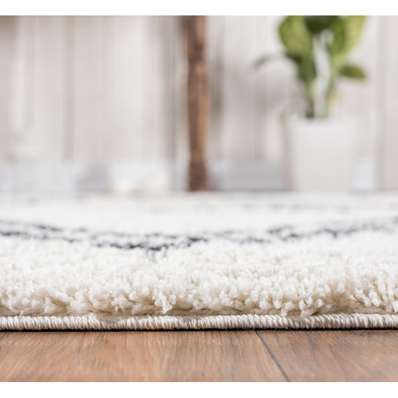 Tapis ivoire / noir Nevriye, Rectangle 7 pi 9 po x 10 pi 2 po